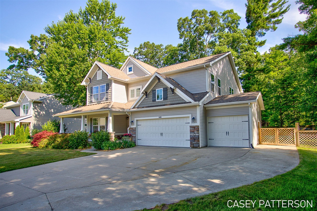 3rd image of 14415 Manor Rd, Grand Haven, MI 49417 | MLS# 70547047