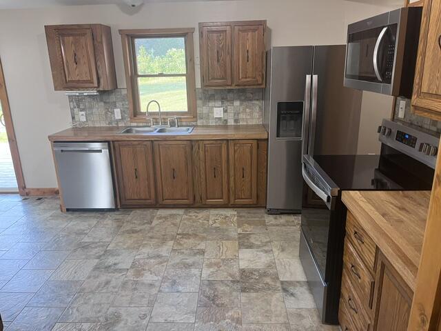 4th image of 13542 Makinen Rd, Kaleva, MI 49645 | MLS# 70547055
