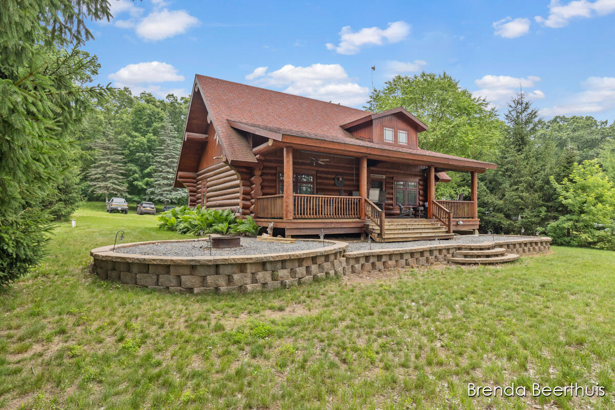 1st image of 2618 N Mundy Ave, White Cloud, MI 49349 | MLS# 70547072