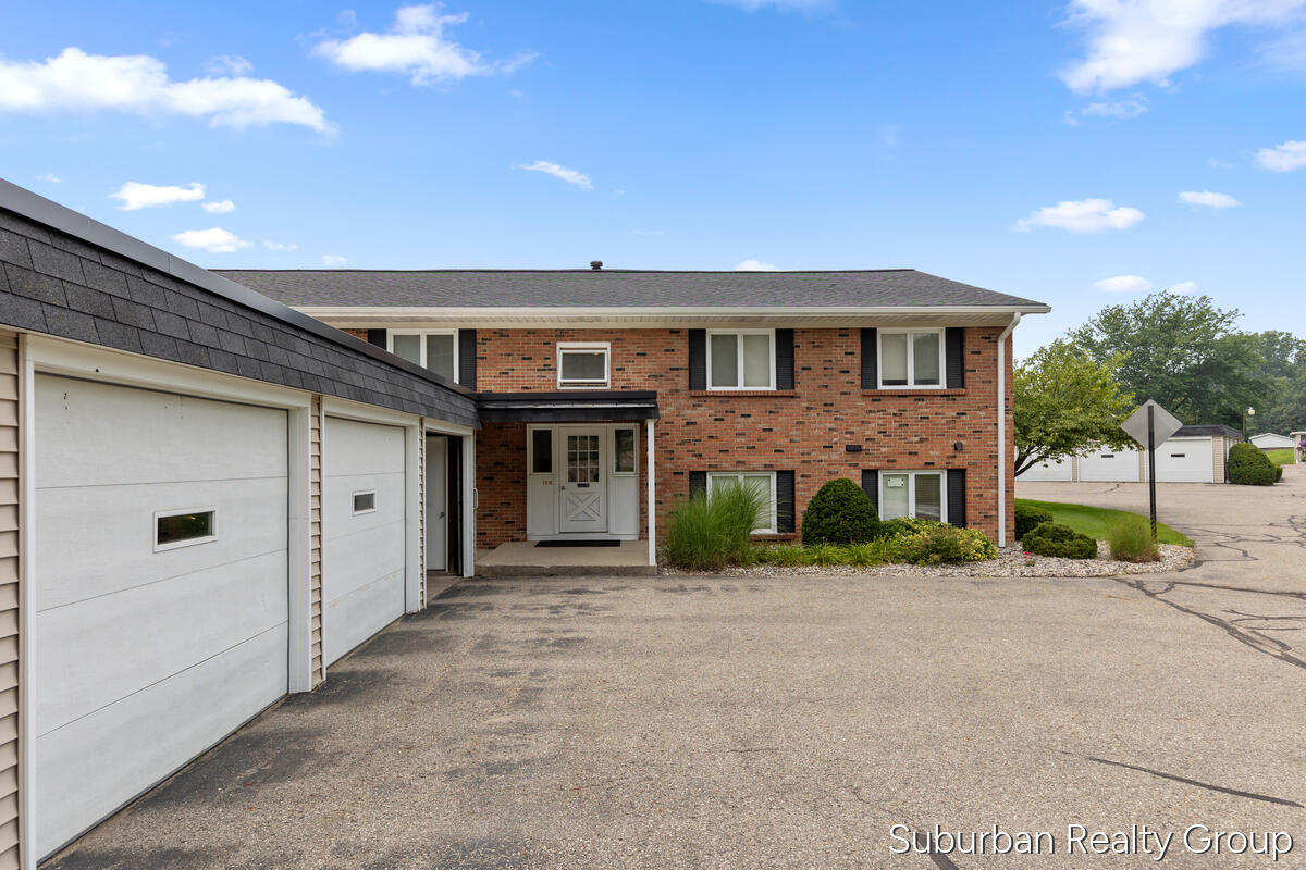 Homes for sale in Zeeland, MI | 230 S State St, Zeeland, MI 49464 | MLS# 70547076