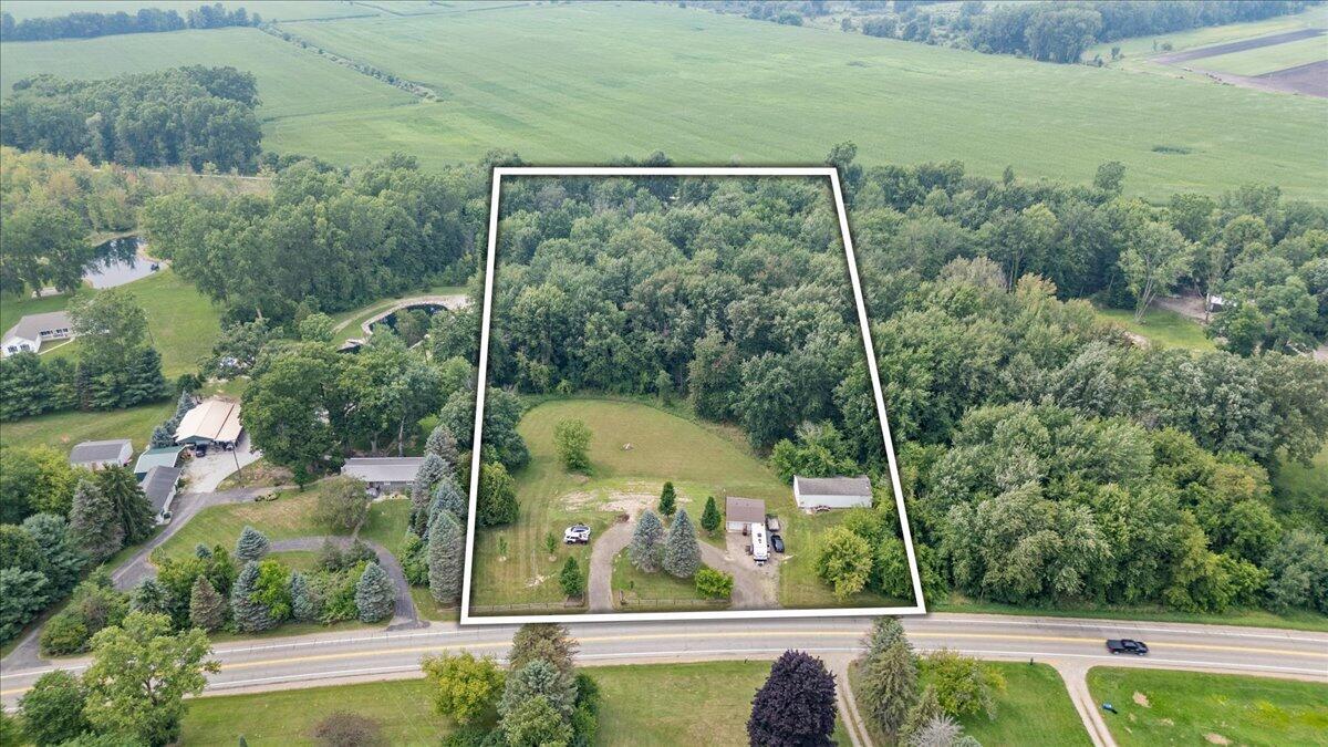 2nd image of 5400 M 106, Stockbridge, MI 49285 | MLS# 70547105