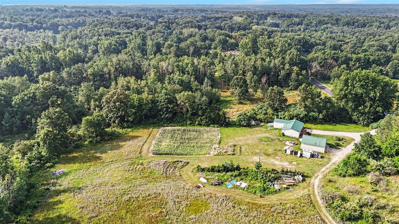 5th image of 9752 Fuller Rd, Greenville, MI 48838 | MLS# 70547112