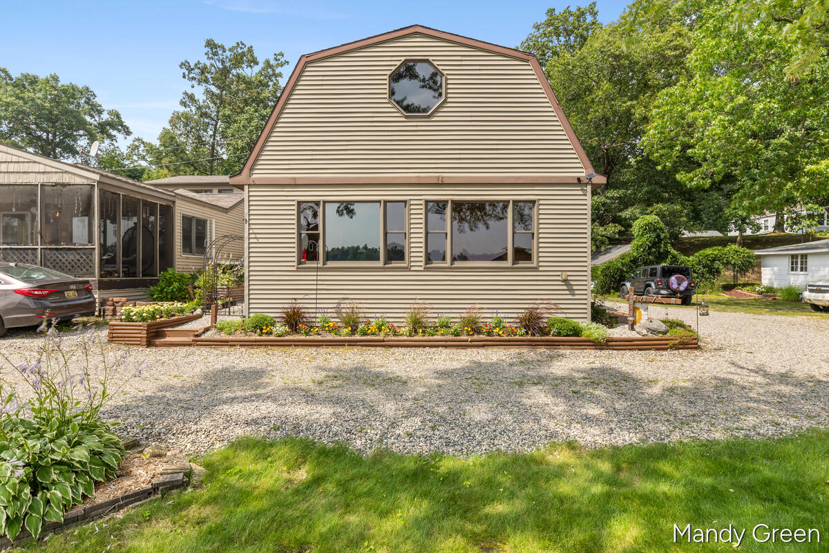 1st image of 2858 Hall St, Orleans, MI 48865 | MLS# 70547113