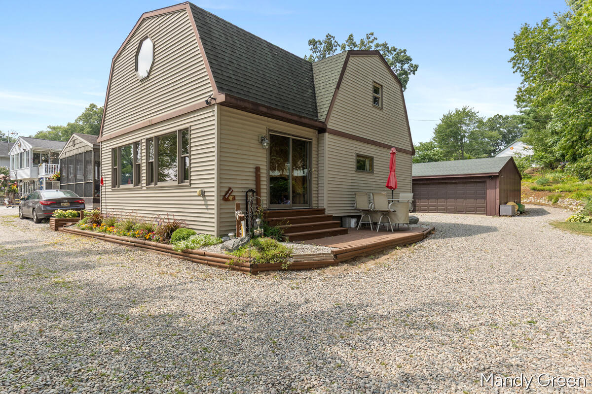 2nd image of 2858 Hall St, Orleans, MI 48865 | MLS# 70547113