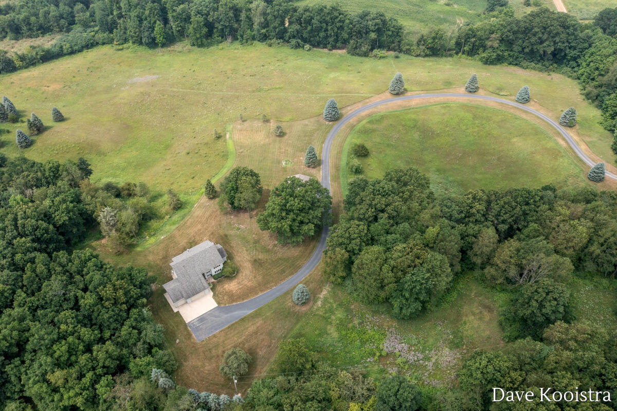 2nd image of 2285 Yeckley Rd, Hastings, MI 49058 | MLS# 70547115