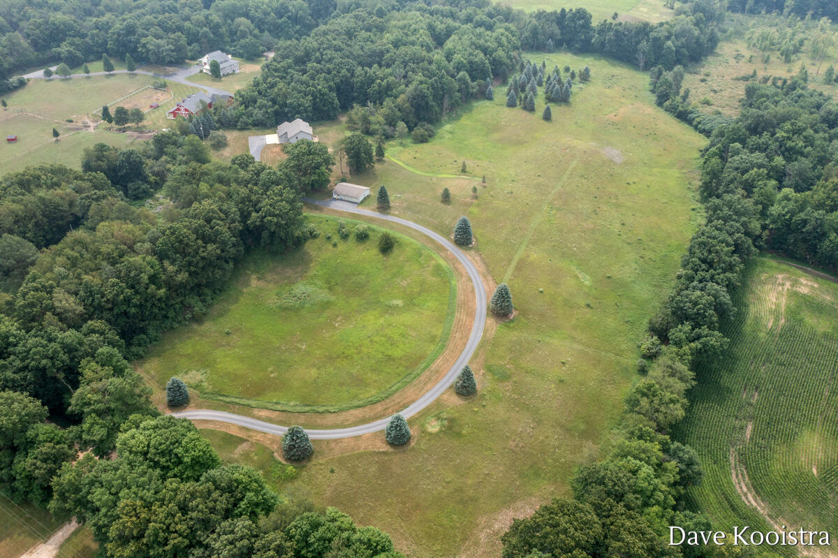 3rd image of 2285 Yeckley Rd, Hastings, MI 49058 | MLS# 70547115