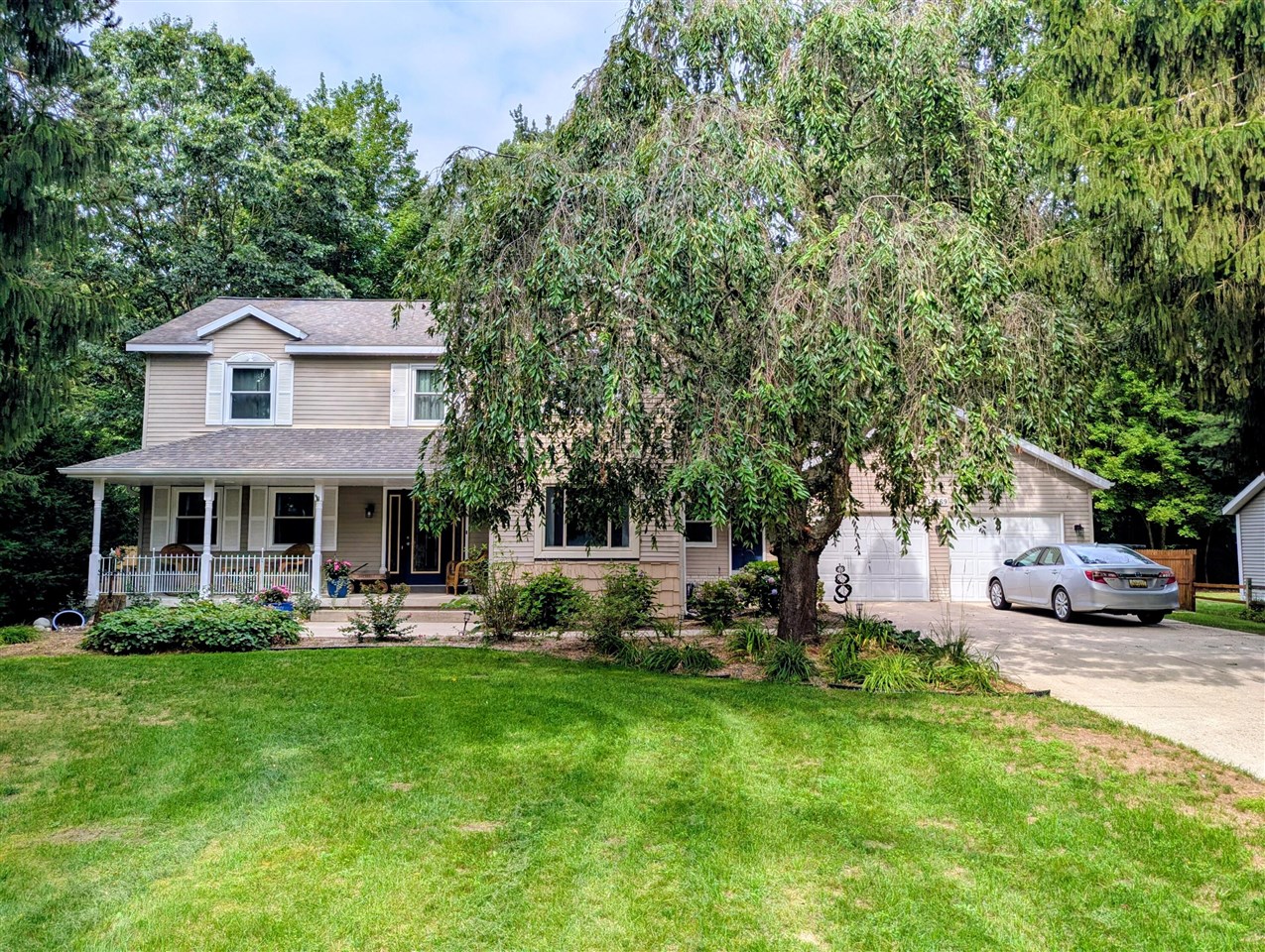 1st image of 13369 Forest Park Dr, Grand Haven, MI 49417 | MLS# 70547163