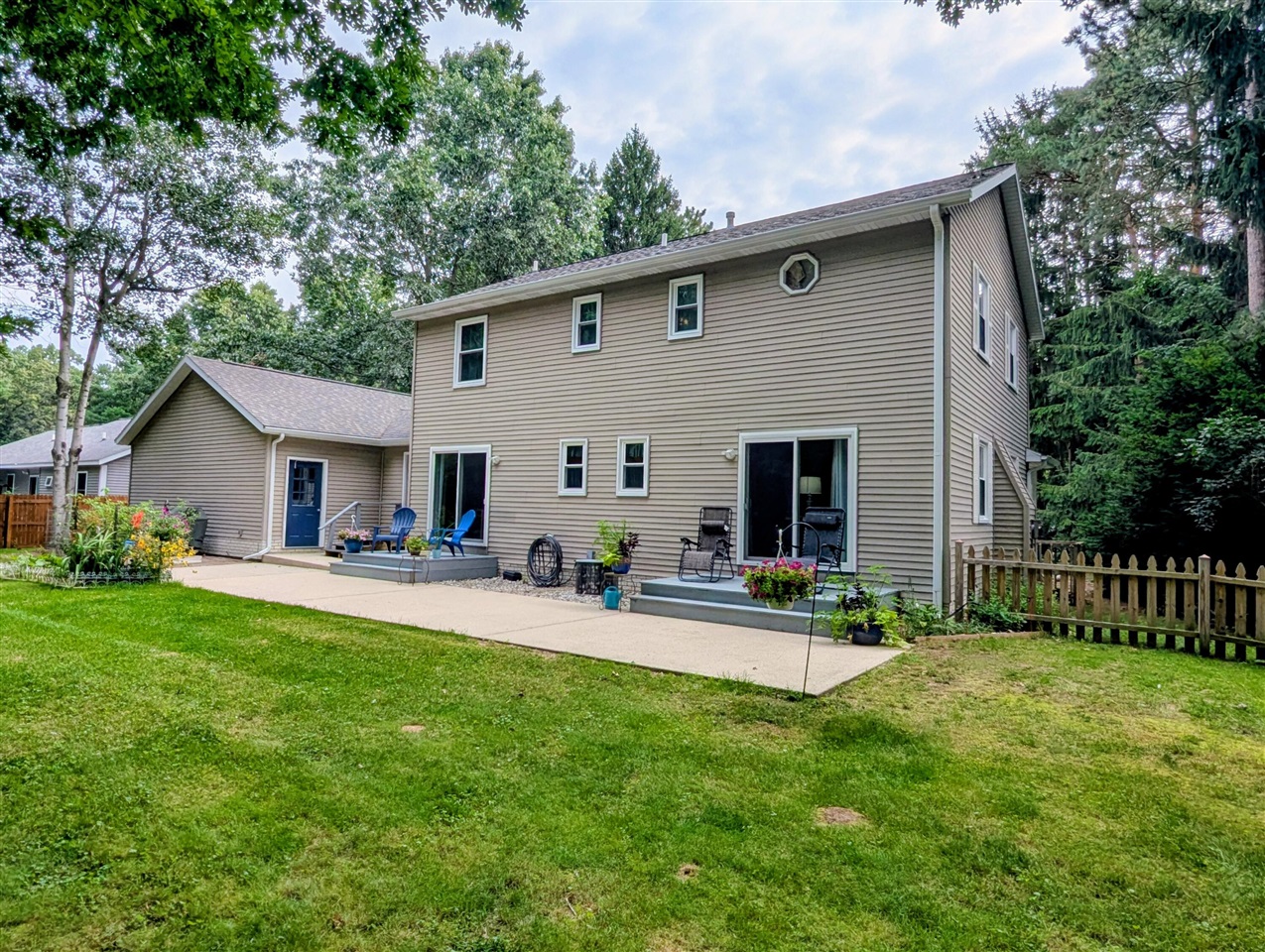 5th image of 13369 Forest Park Dr, Grand Haven, MI 49417 | MLS# 70547163