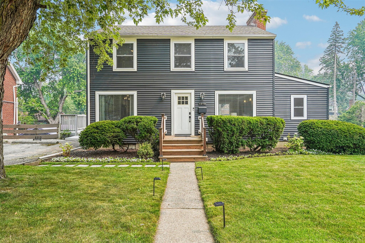 1st image of 1212 Washtenaw Ave, Ypsilanti, MI 48197 | MLS# 70547171
