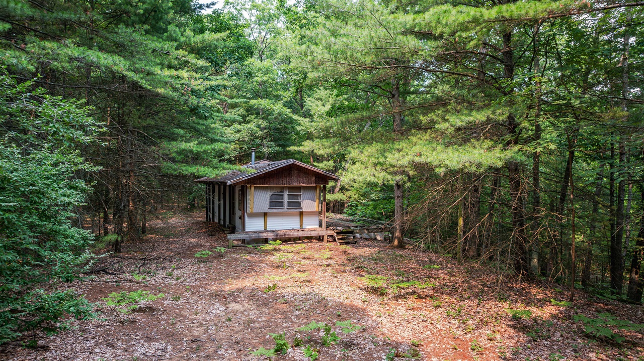 3rd image of 7211 Northern Dr, Pentwater, MI 49449 | MLS# 70547189