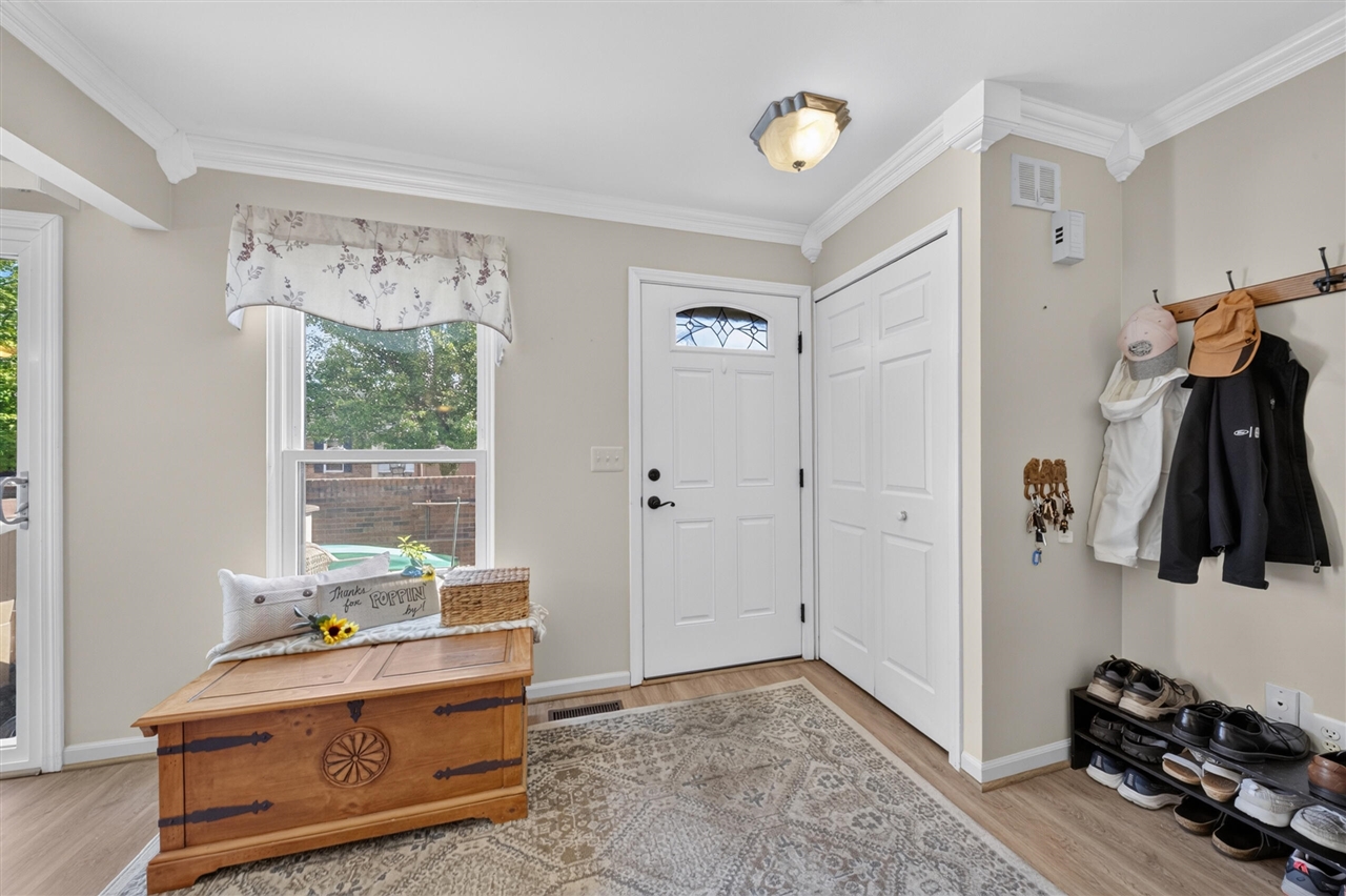 2nd image of 41222 Southwind Dr, Canton, MI 48188 | MLS# 70547198