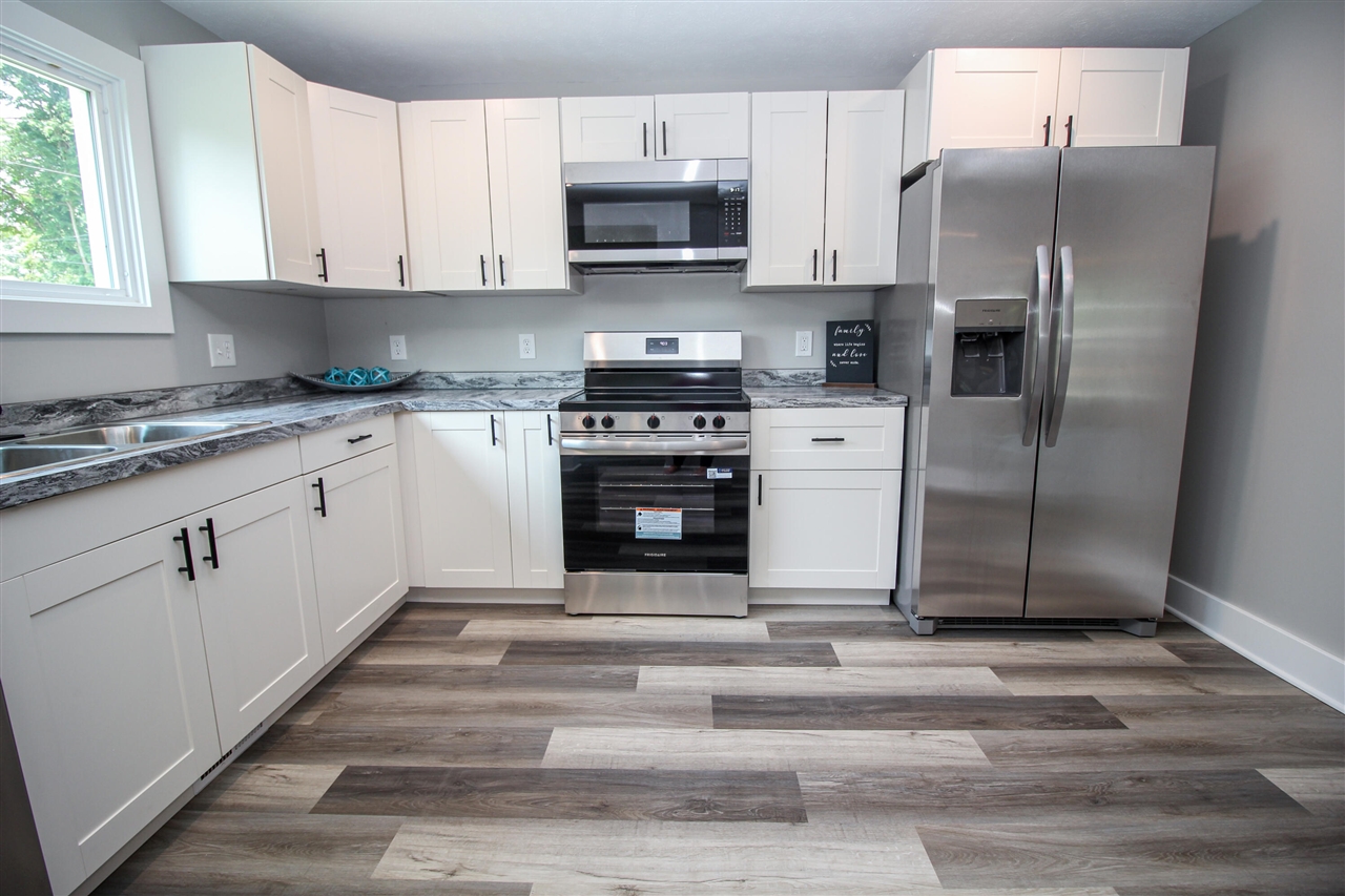 5th image of 422 Maple St, Three Rivers, MI 49093 | MLS# 70547199