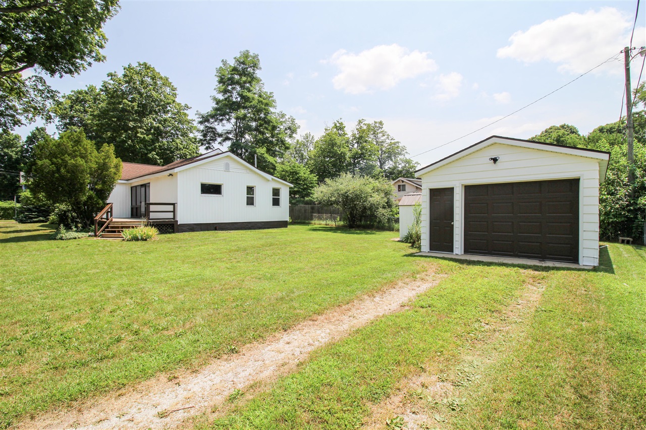 47th image of 422 Maple St, Three Rivers, MI 49093 | MLS# 70547199
