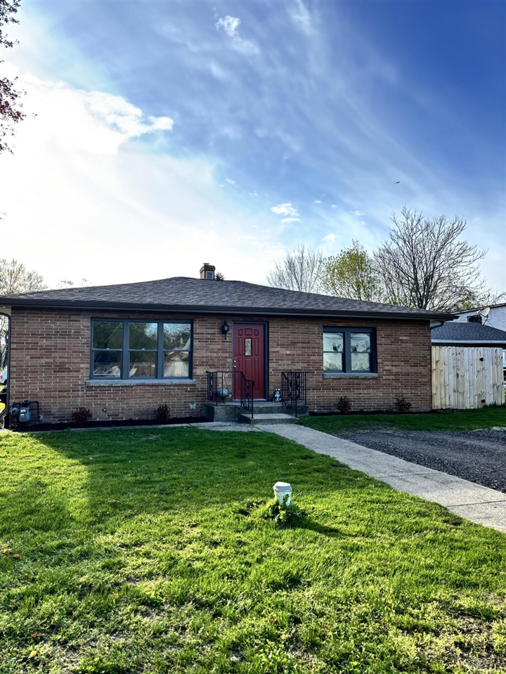 2nd image of 4736 South St, Benton Harbor, MI 49022 | MLS# 70547209