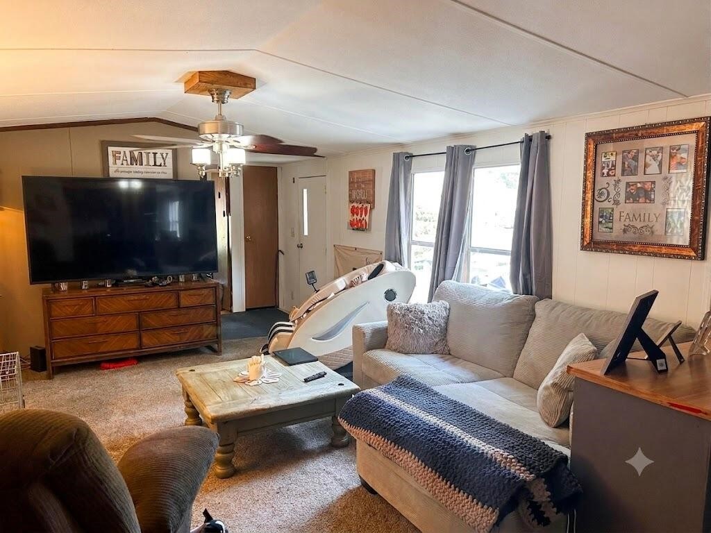 4th image of 409 Hemlock St, Lake, MI 48632 | MLS# 70547218