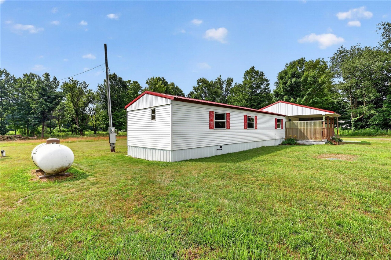 3rd image of 15819 Lincoln St, Coral, MI 49322 | MLS# 70547222