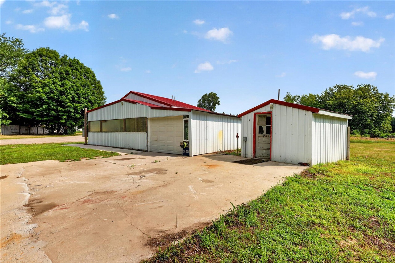 5th image of 15819 Lincoln St, Coral, MI 49322 | MLS# 70547222