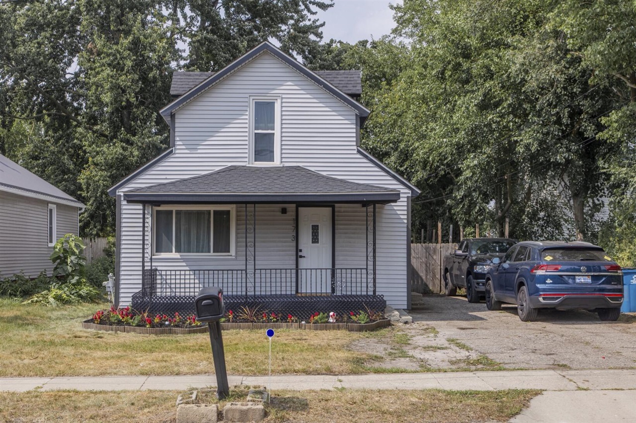 3rd image of 173 E State St, Montrose, MI 48457 | MLS# 70547226