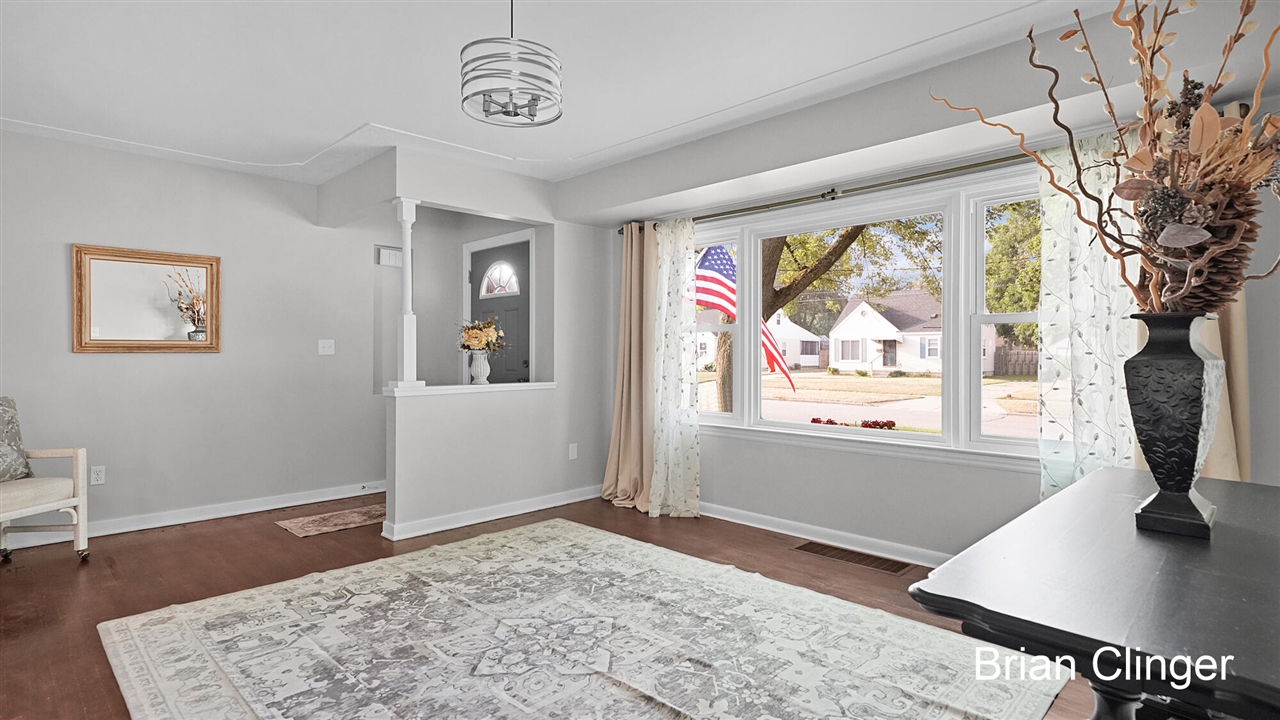 5th image of 1061 Den Hertog St, Wyoming, MI 49509 | MLS# 70547242