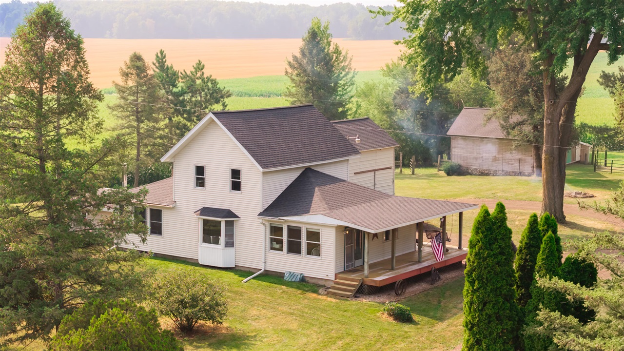 1st image of 2695 W Mount Hope Hwy, Mulliken, MI 48861 | MLS# 70547287