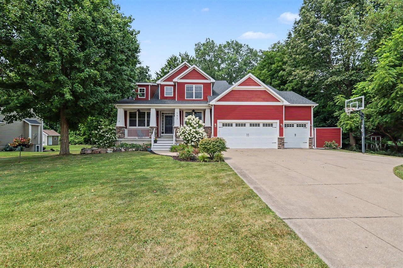 1st image of 182 Woodhaven Dr, Battle Creek, MI 49015 | MLS# 70547294