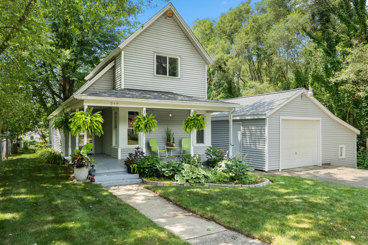 2nd image of 210 Keeler St, Middleville, MI 49333 | MLS# 70547295