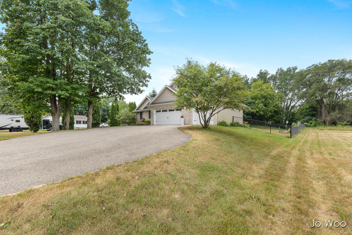 4th image of 3529 Buttrick Ave, Ada, MI 49301 | MLS# 70547302