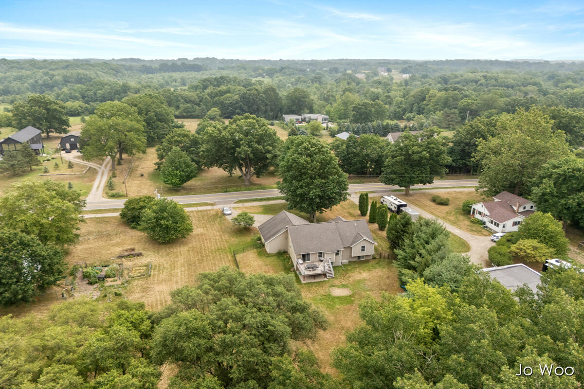 52nd image of 3529 Buttrick Ave, Ada, MI 49301 | MLS# 70547302