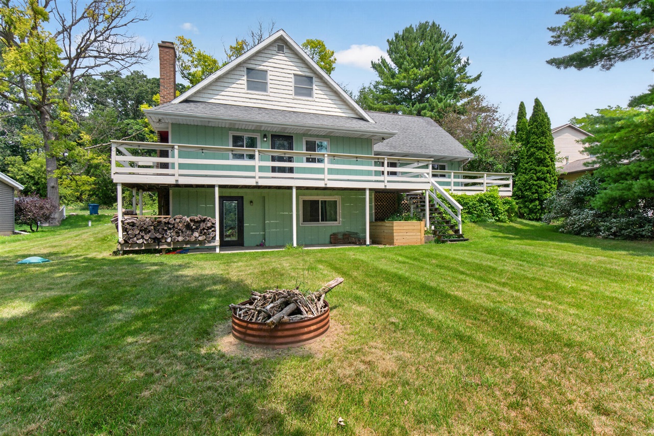 3rd image of 539 Fox Lake Trl, Horton, MI 49246 | MLS# 70547348