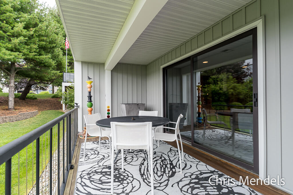 5th image of 29 Sherman Ave, Grand Haven, MI 49417