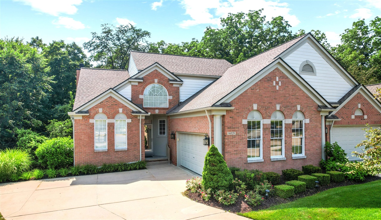 1st image of 16529 Cottonwood Ct, Northville, MI 48168 | MLS# 70547376