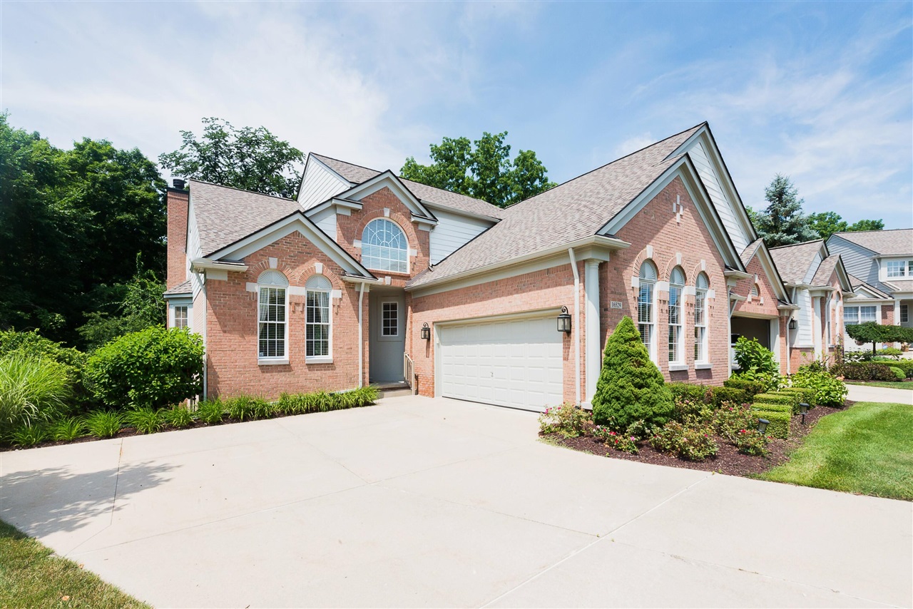 2nd image of 16529 Cottonwood Ct, Northville, MI 48168 | MLS# 70547376