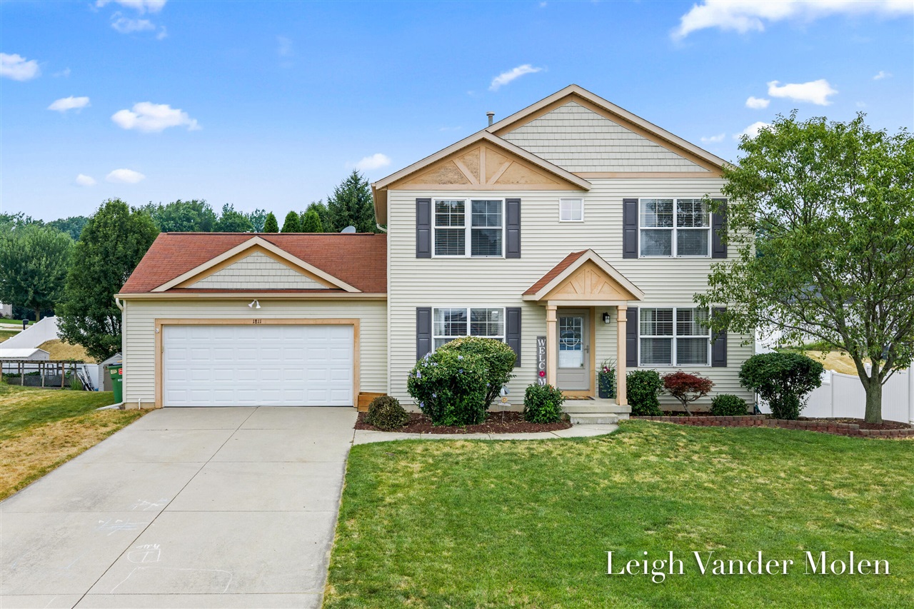1st image of 1811 Creed Ct, Wyoming, MI 49519 | MLS# 70547379
