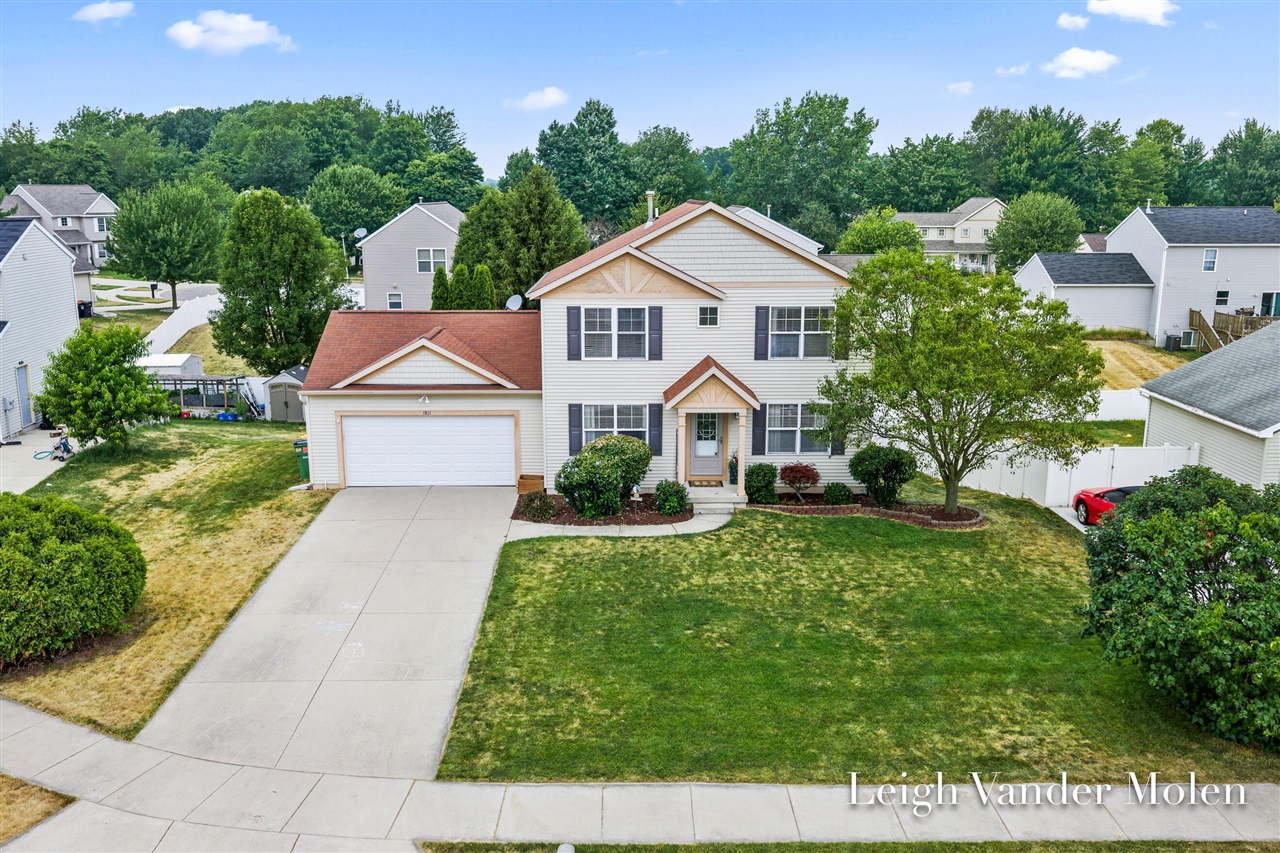 2nd image of 1811 Creed Ct, Wyoming, MI 49519 | MLS# 70547379