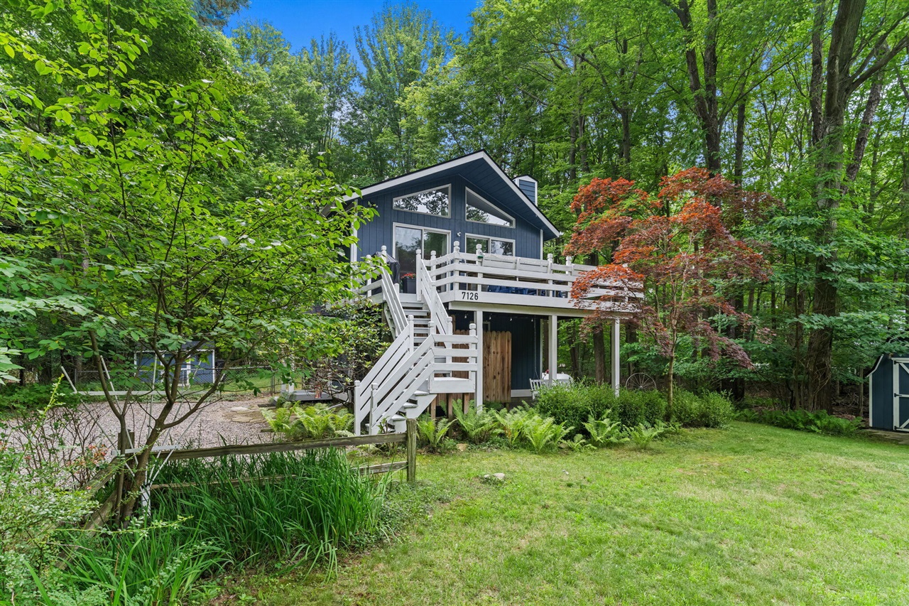 2nd image of 7126 Ridgeway St, Fennville, MI 49408 | MLS# 70547386