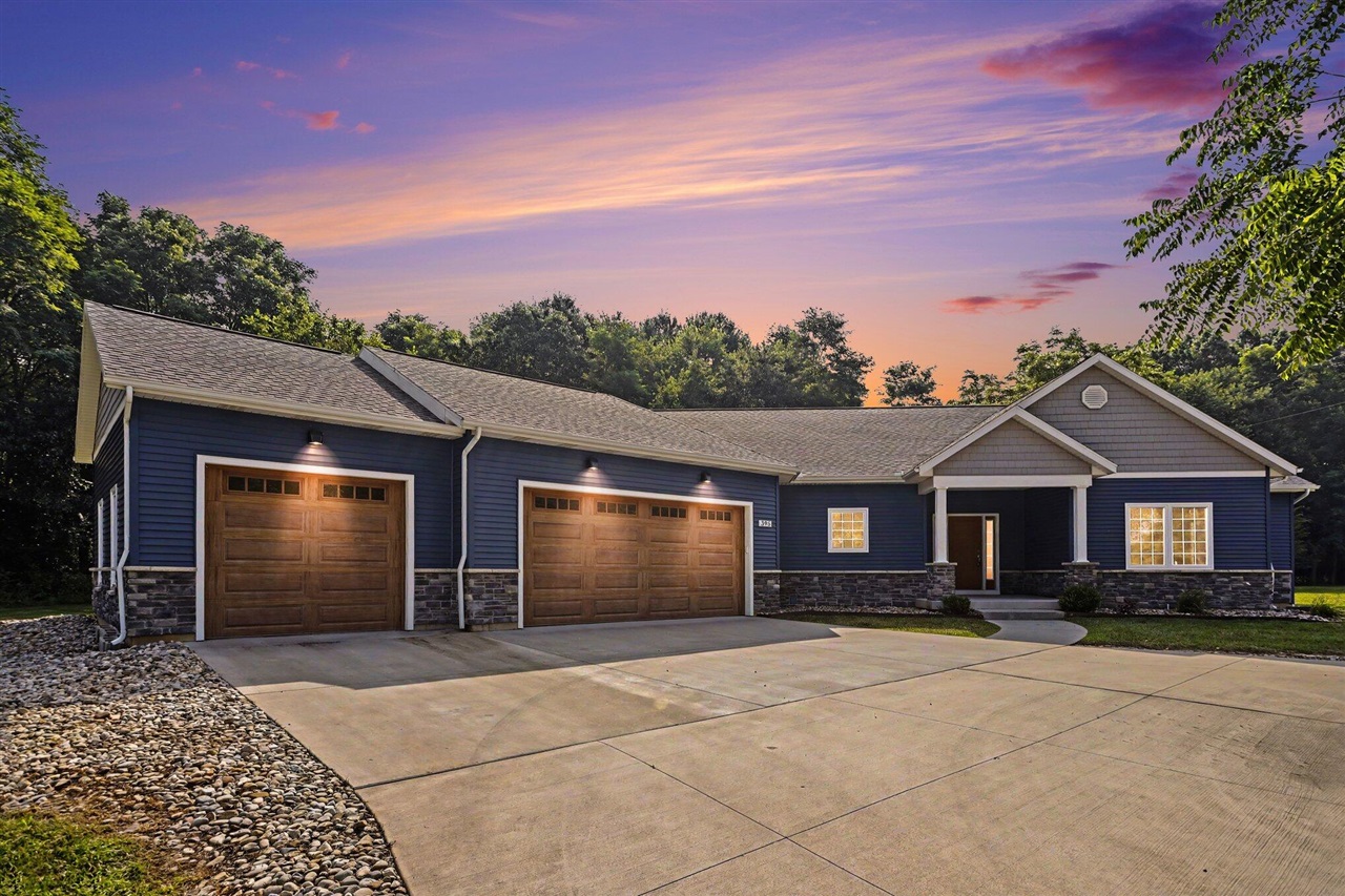 1st image of 395 S Wattles Rd, Battle Creek, MI 49014 | MLS# 70547411