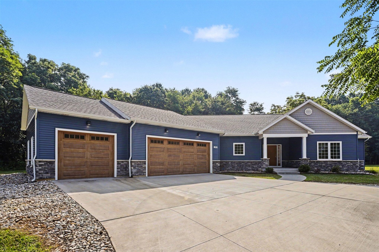 4th image of 395 S Wattles Rd, Battle Creek, MI 49014 | MLS# 70547411