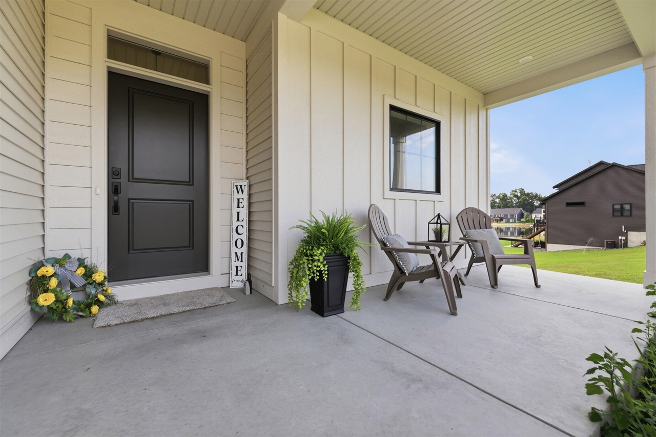 2nd image of 4736 Lexem Dr, Hudsonville, MI 49426 | MLS# 70547445