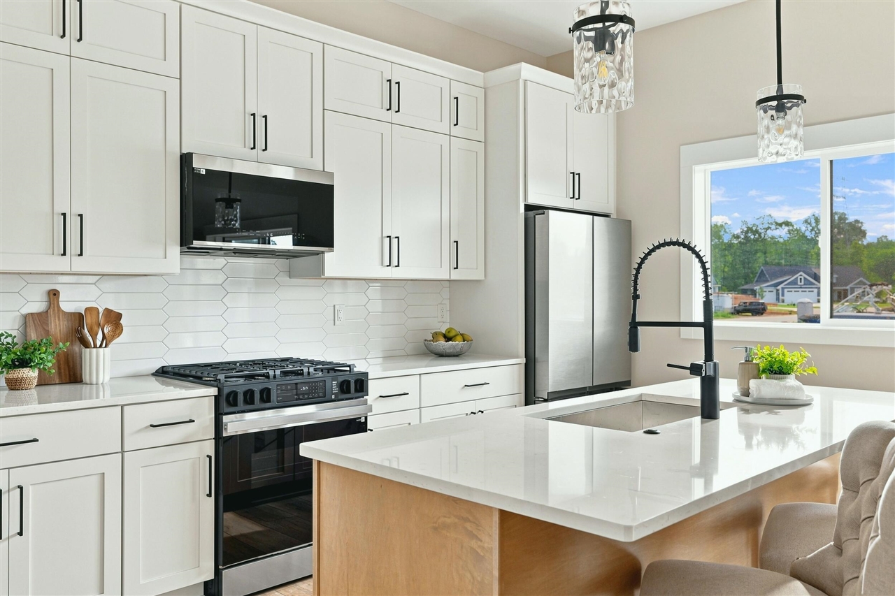 4th image of 4736 Lexem Dr, Hudsonville, MI 49426 | MLS# 70547445