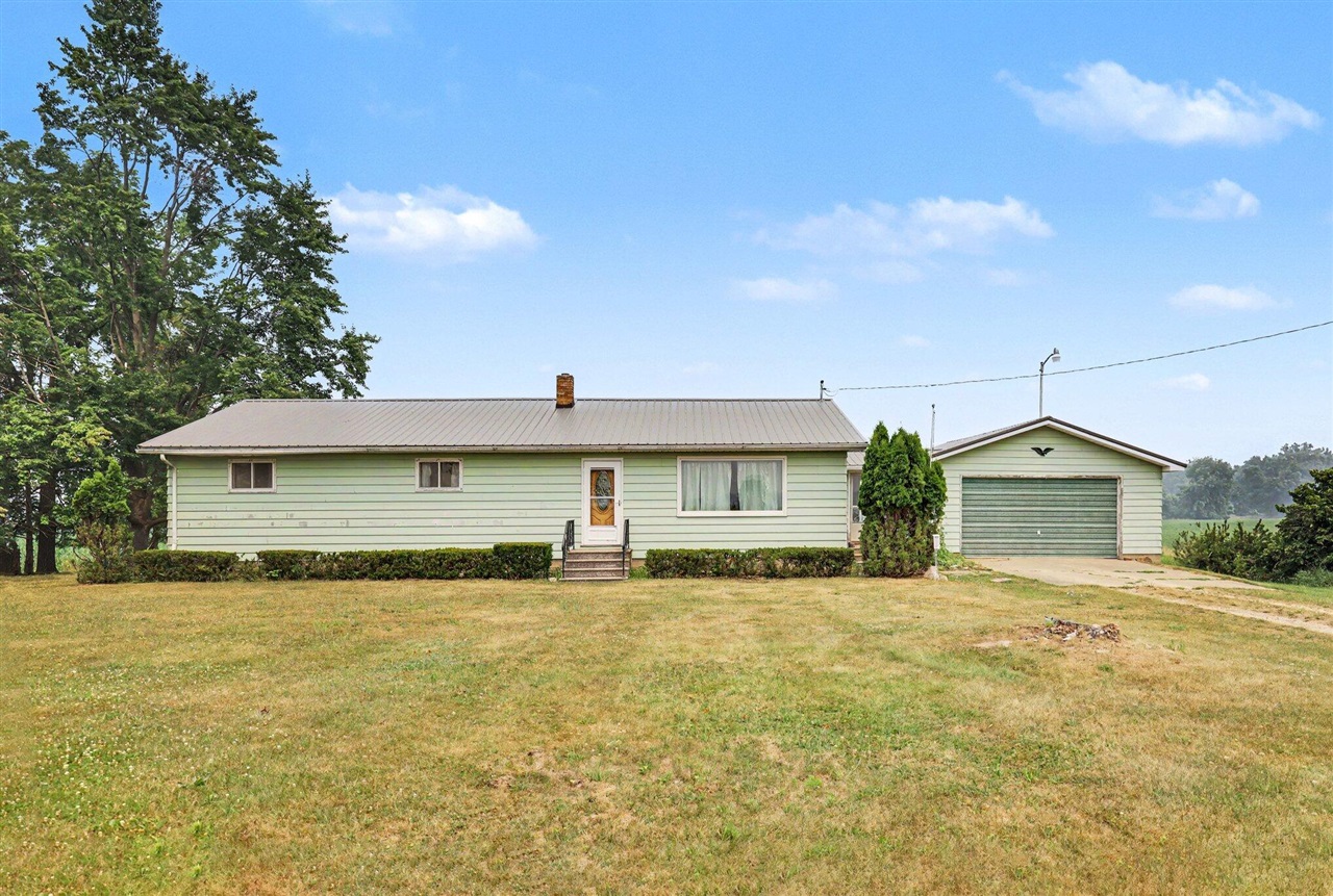 3rd image of 524 Hubbell Rd, Orleans, MI 48865 | MLS# 70547464