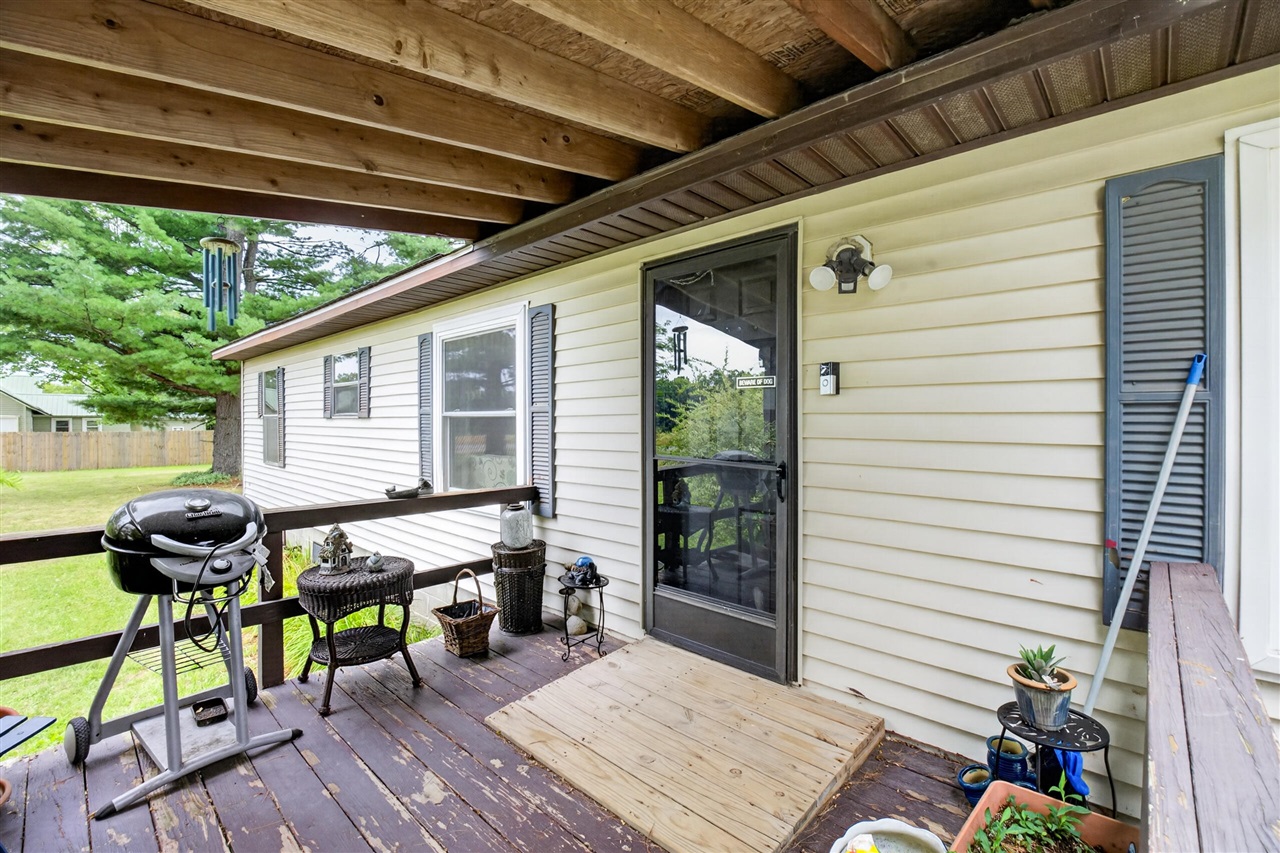 2nd image of 42956 6th Ave, Bloomingdale, MI 49026 | MLS# 70547479