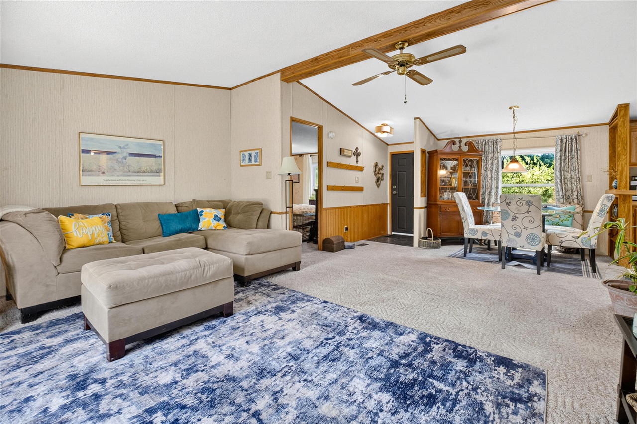 3rd image of 42956 6Th Ave, Bloomingdale, MI 49026 | MLS# 70547479
