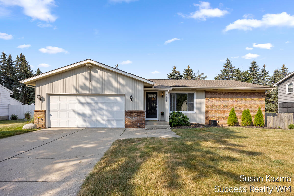 1st image of 4437 Forest Park Dr, Wyoming, MI 49519 | MLS# 70547490