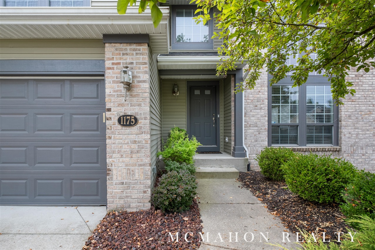 2nd image of 1175 Dogwood Meadows Dr, Ada, MI 49301 | MLS# 70547513