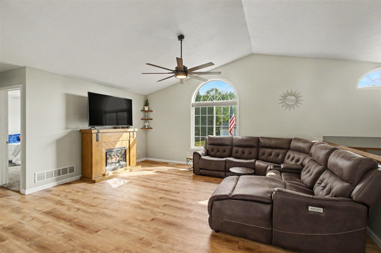 2nd image of 414 Voyager Dr, Wayland, MI 49348 | MLS# 70547514
