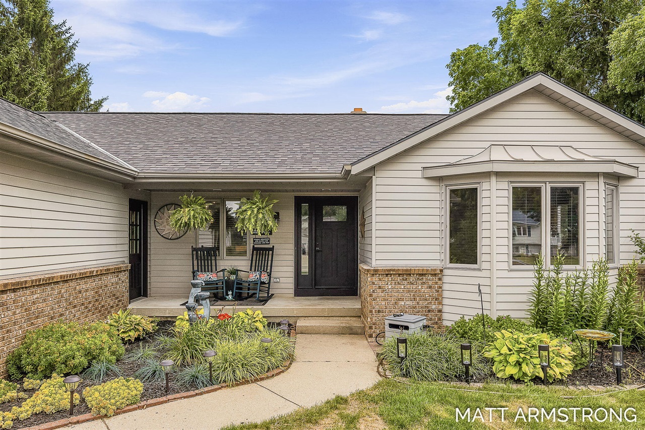 2nd image of 7070 Rolling Hills Dr, Hudsonville, MI 49426 | MLS# 70547553