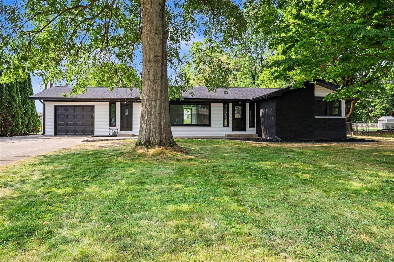 2nd image of 220 Pennbrook Trl, Battle Creek, MI 49017 | MLS# 70547556