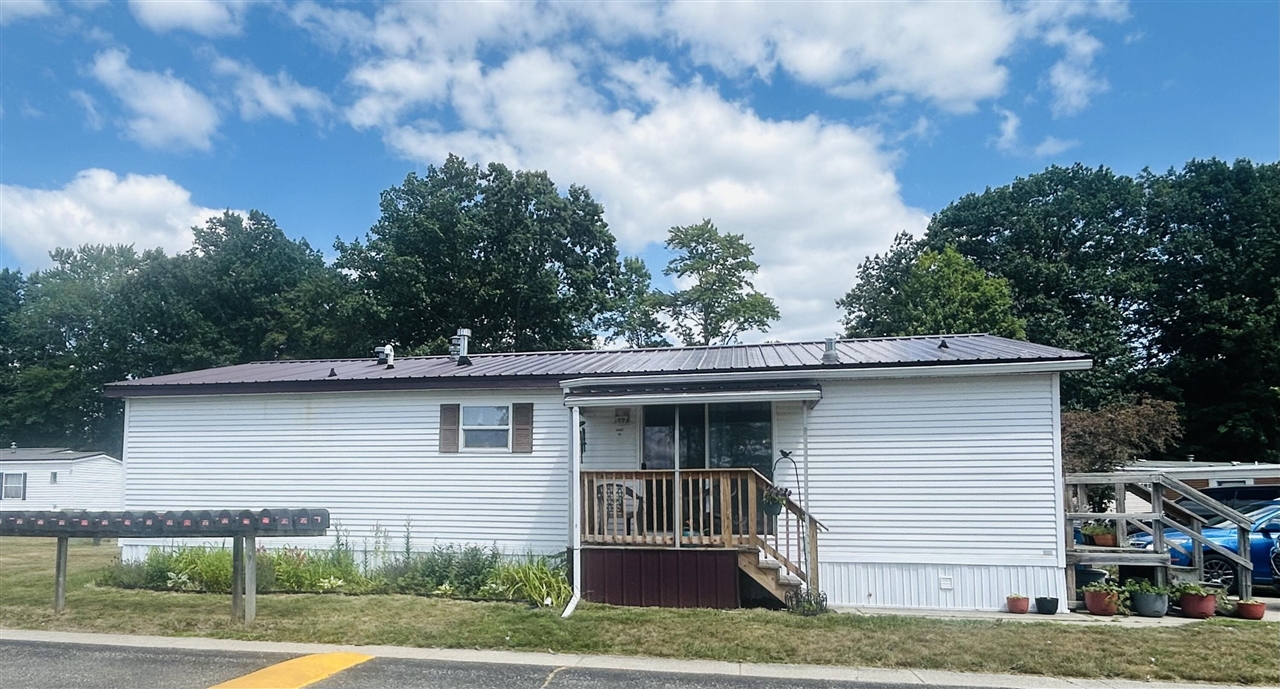 2nd image of 1219 Royal Dr, Fremont, MI 49412 | MLS# 70547558