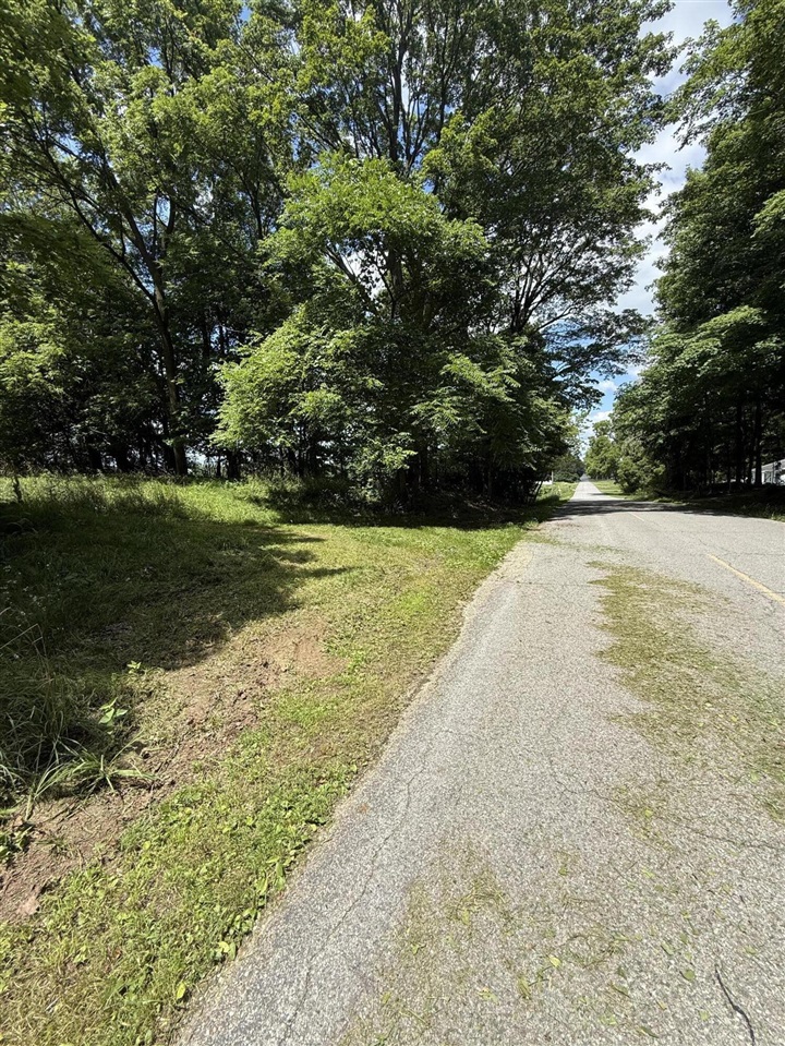 2nd image of 63518 Day Lake Rd, Cassopolis, MI 49031 | MLS# 70547563
