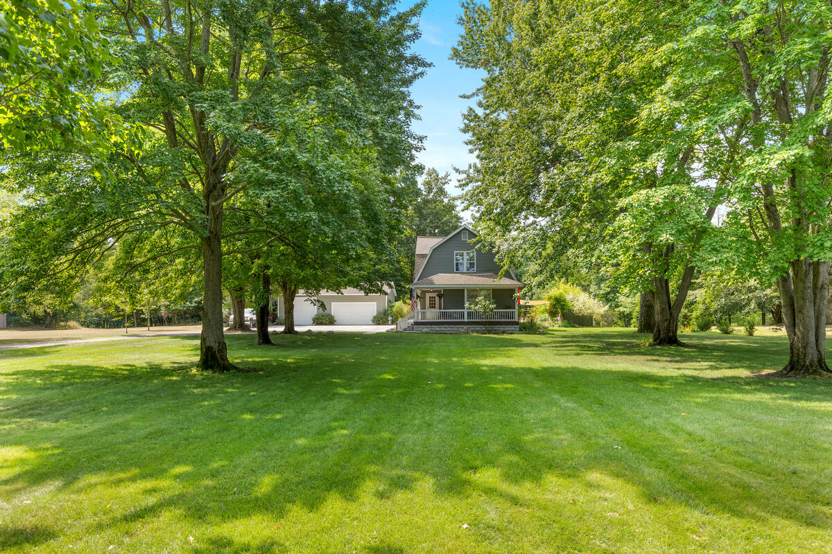 2nd image of 343 Eugene Ave, Norton Shores, MI 49441 | MLS# 70547568